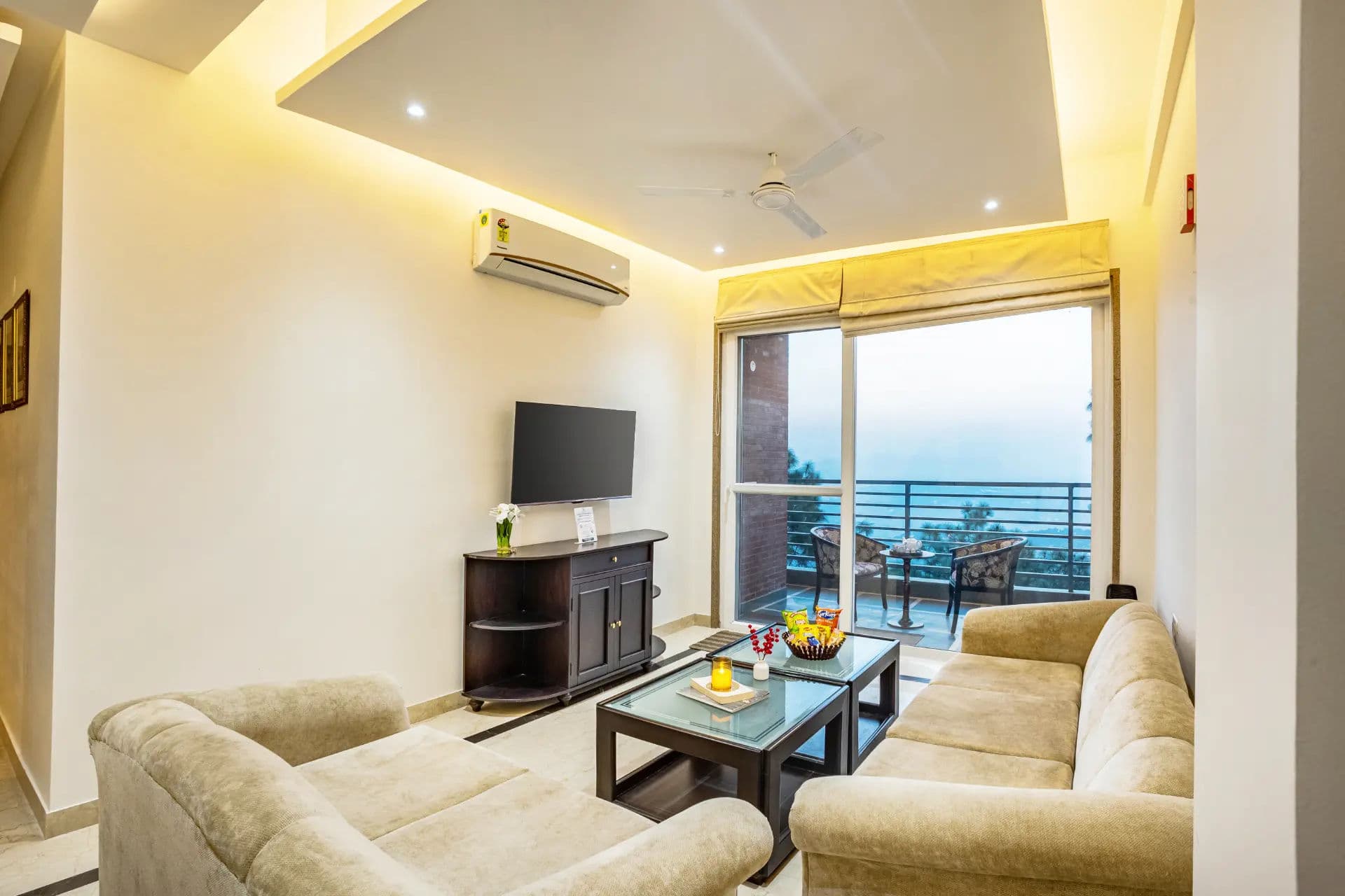 Skyline Brook | Cosy 2-BHK Apt With Scenic Views