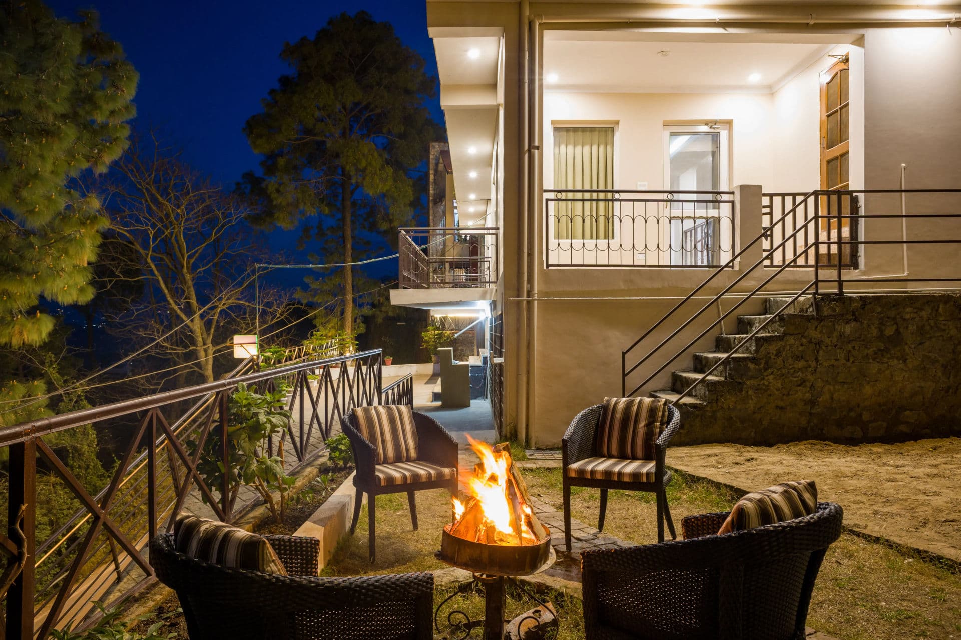 Captain’s Nest | 3-BHK Hilltop Hideaway With Garden & Scenic Views