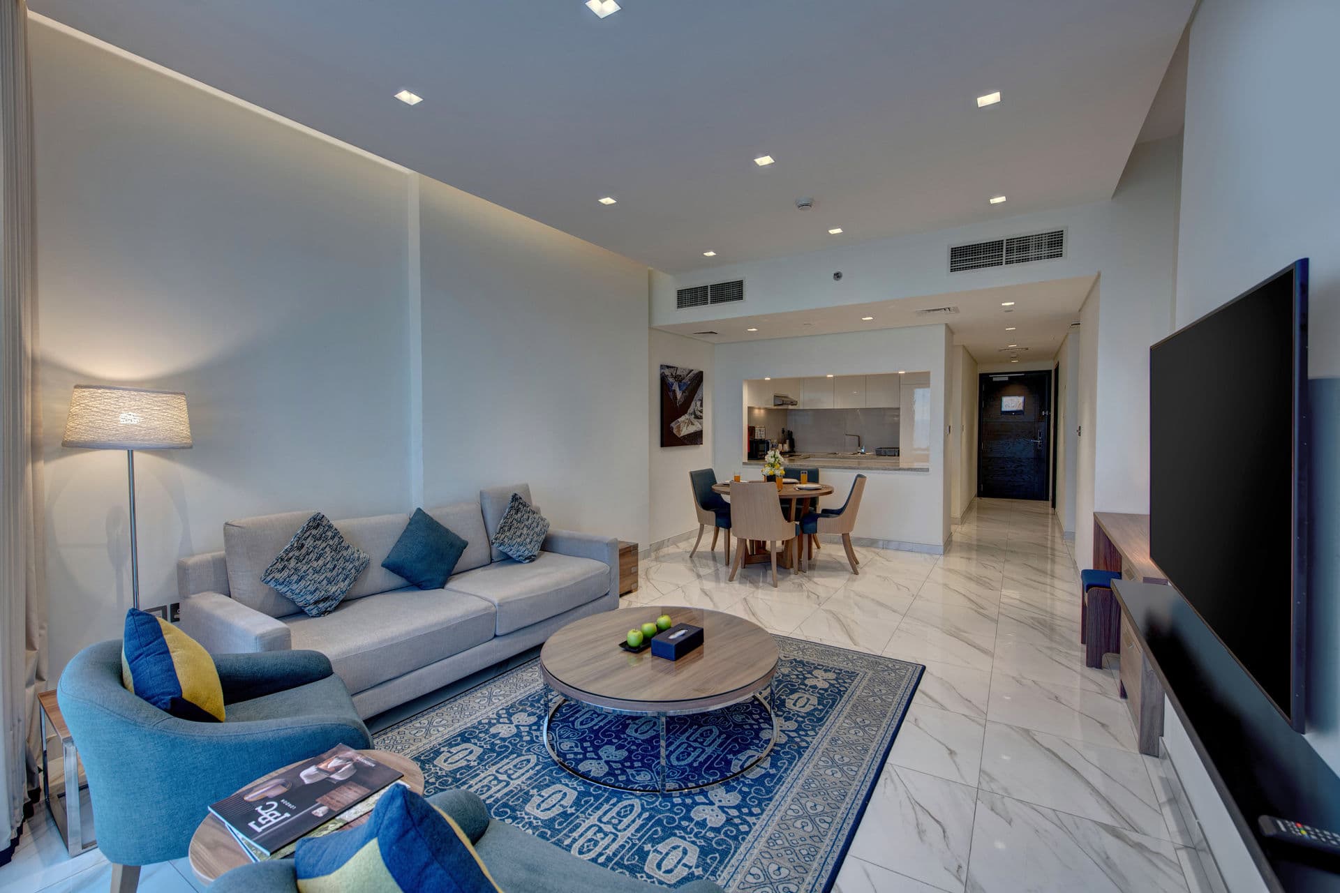 Deluxe Two Bedroom Apartment at Bur Dubai