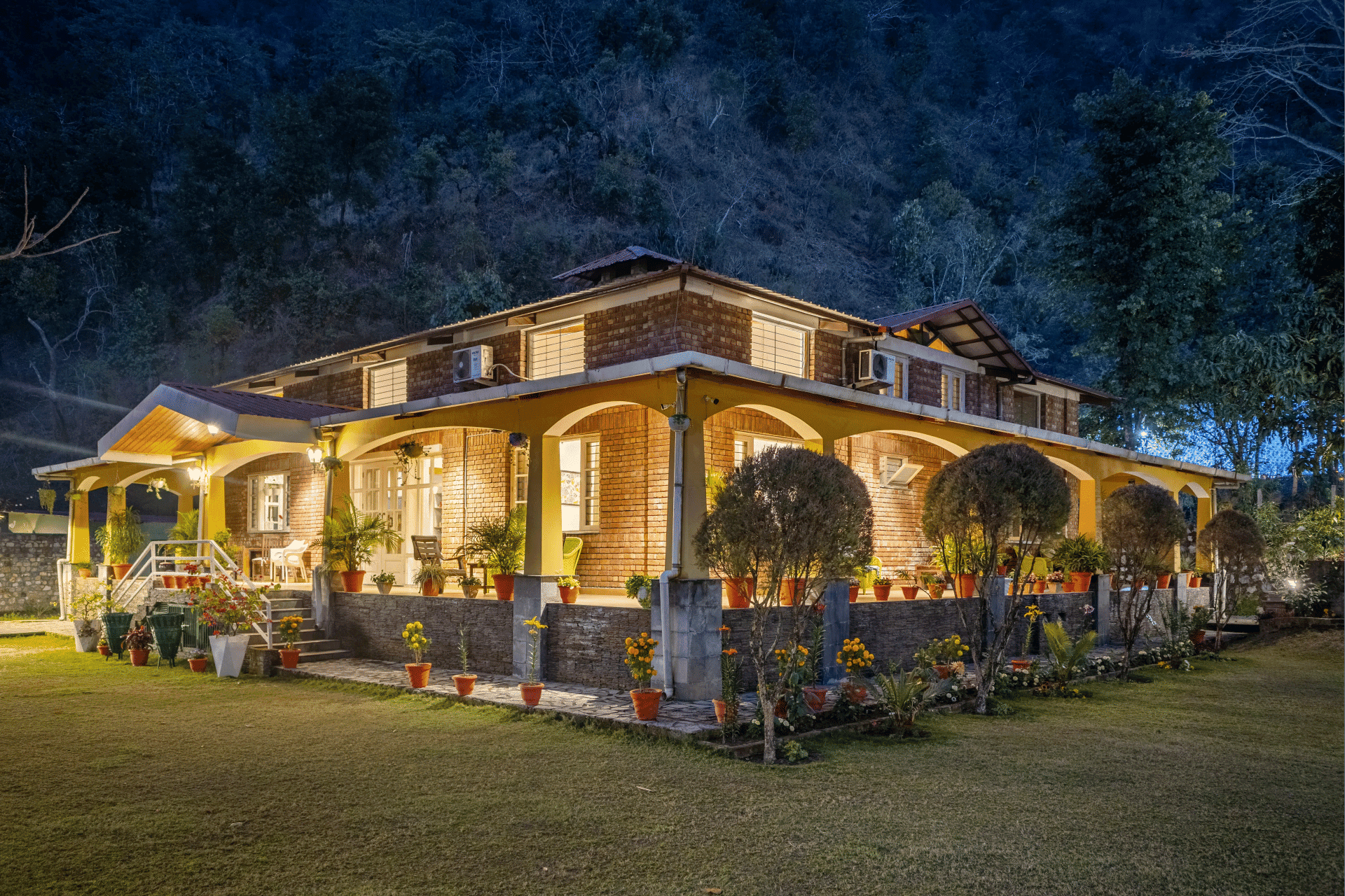 Country Ville | 3-BHK Pet-Friendly Villa With Lush Garden, & Kids’ Room