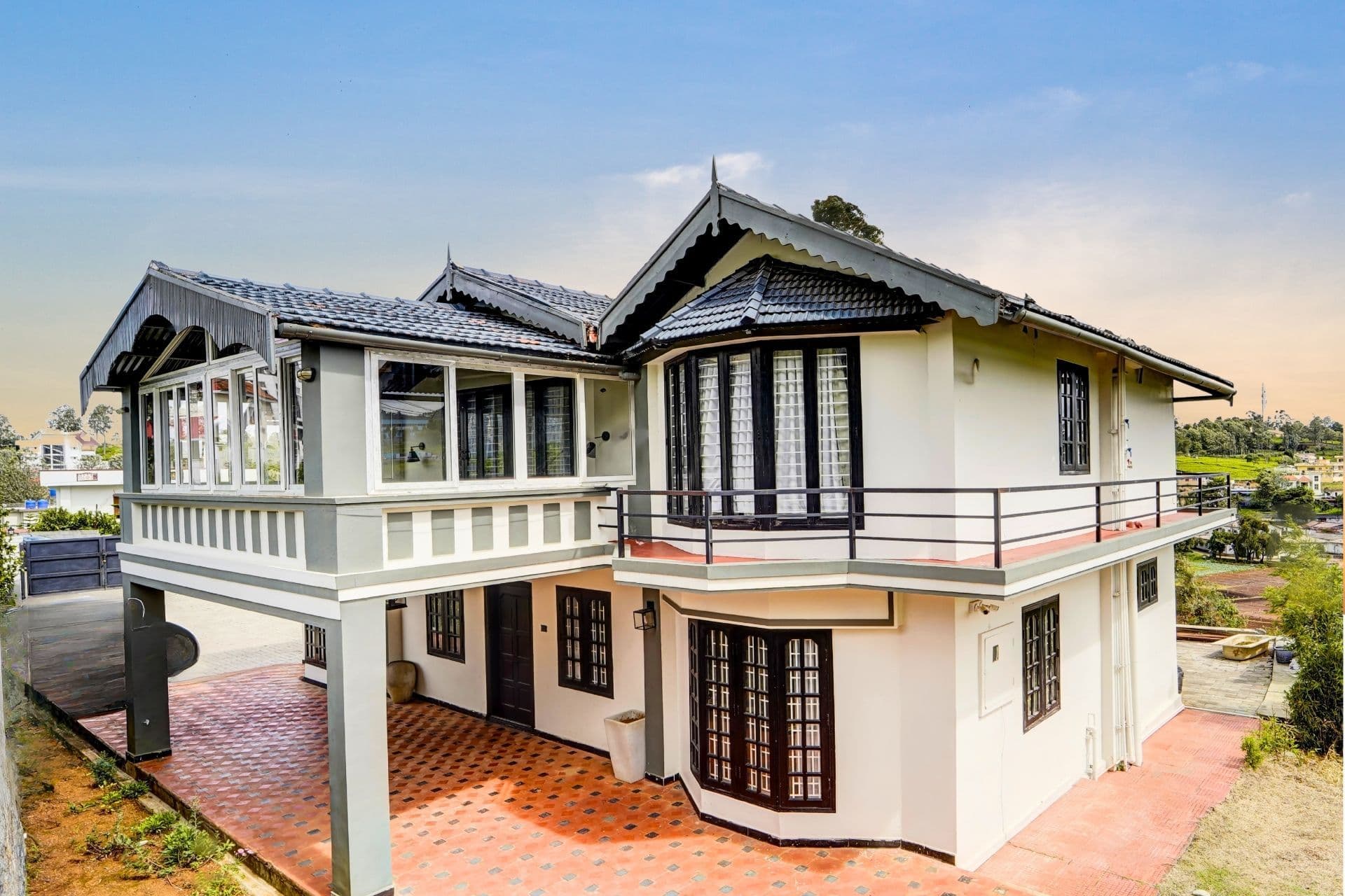 Cleft | 3-BHK With Garden, Picturesque Verandah & Balcony With Views