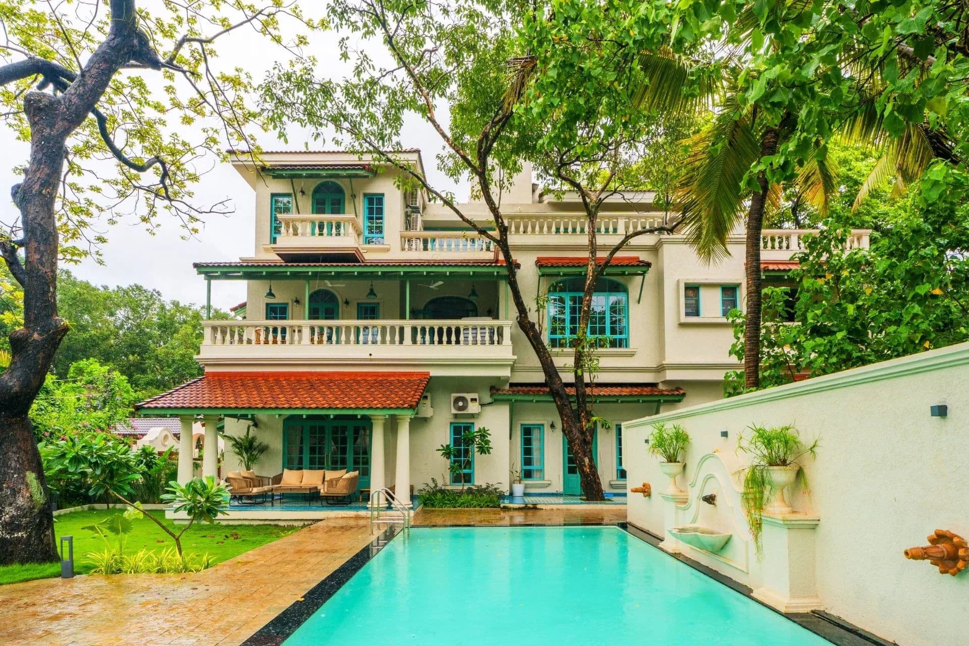 Villa Frienders | Indo-Portuguese 5-BHK Villa With Private Pool & Lift Near Popular Beaches