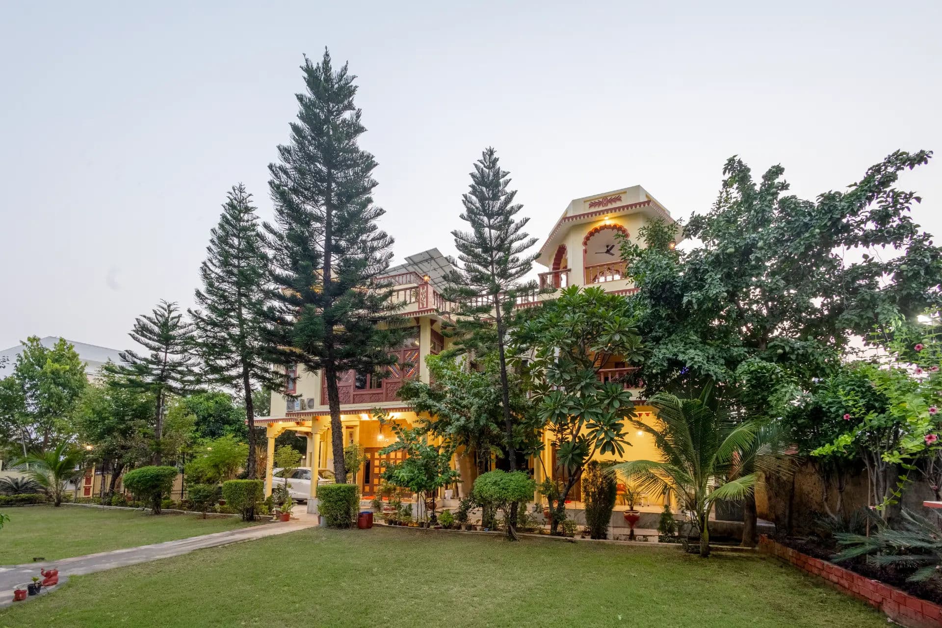 Abhimanyu Mansion Pearl | A 6-BHK Manor With Rajasthani Charm & a Garden In City’s Heart