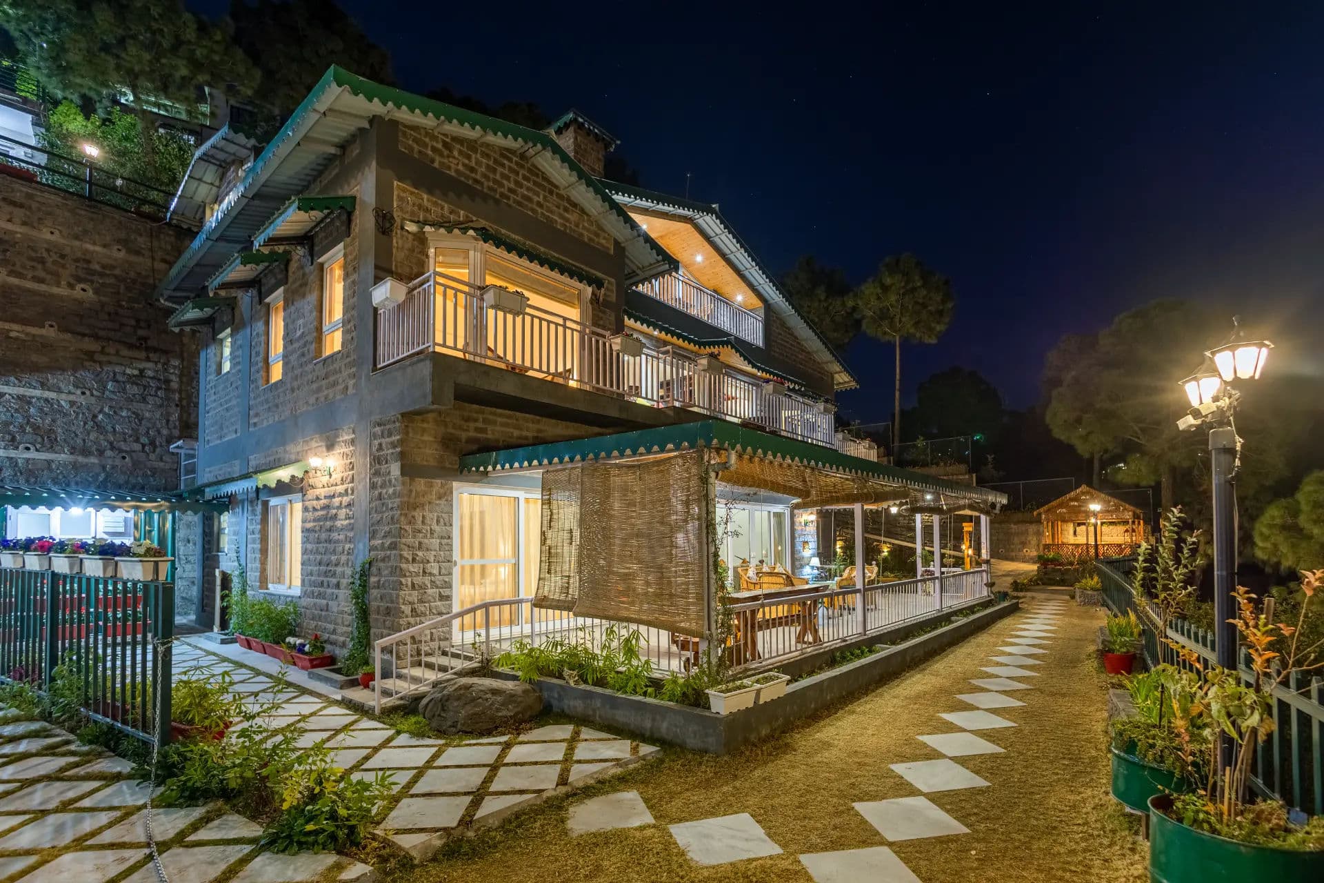 Cliff Side Villa | 3-BHK + Attic | Garden | Gazebo | Balconies | Scenic Views