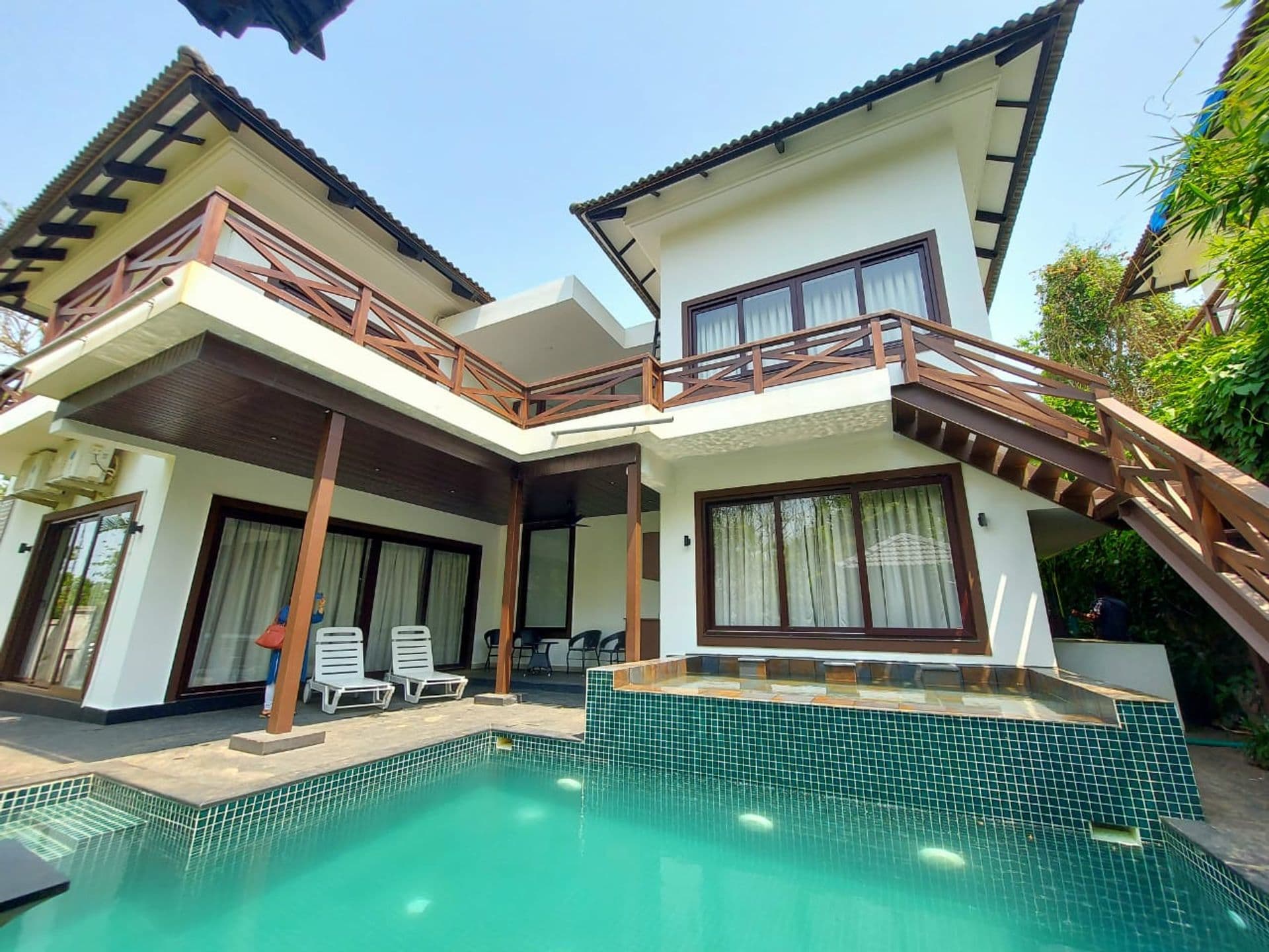 Indah | 4-BHK | Pvt Pool, Garden & Gazebo | Ent Room