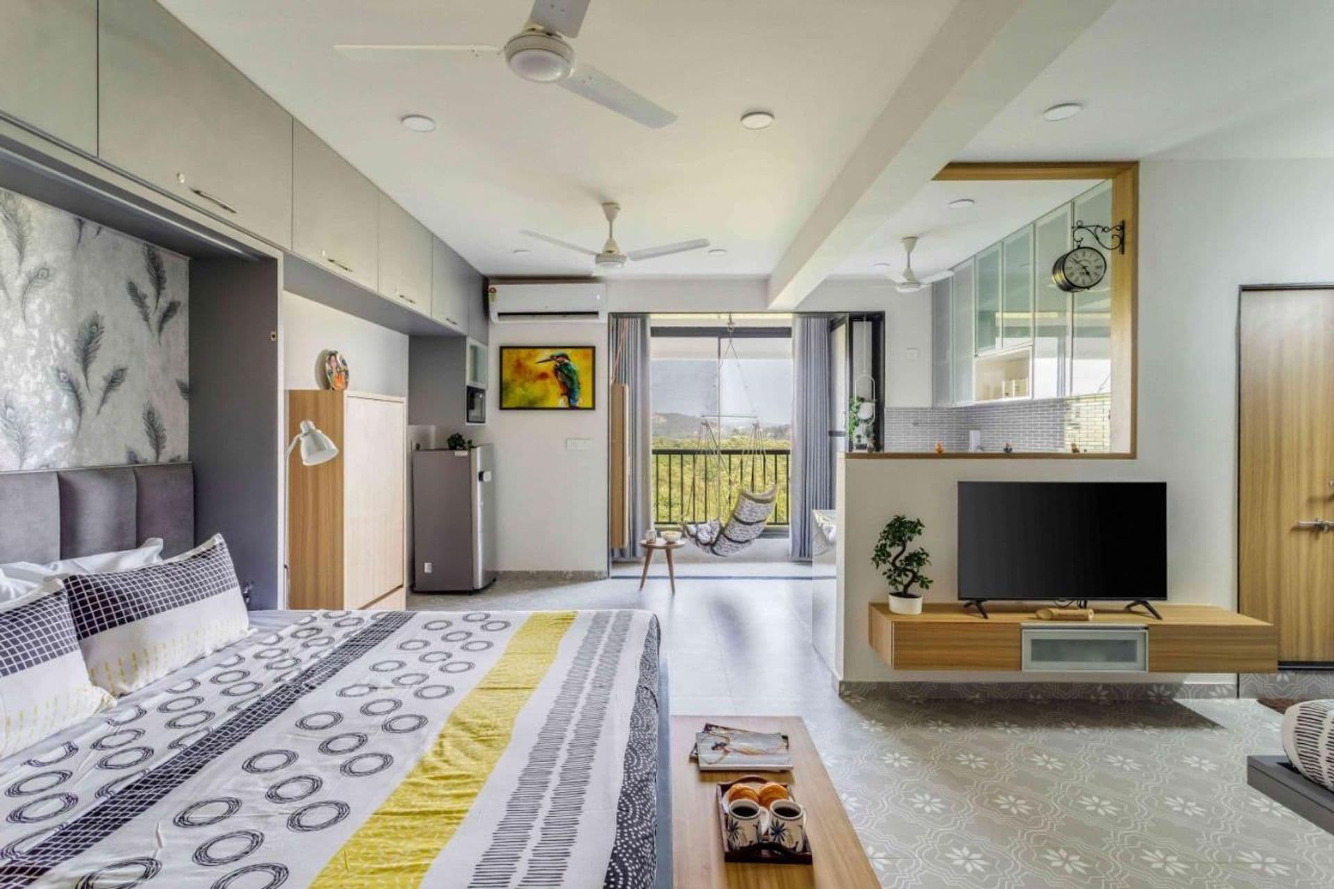 Mini Paradise Apartment by tisyastays
